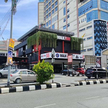 Walk Inn Miri Ngoại thất bức ảnh