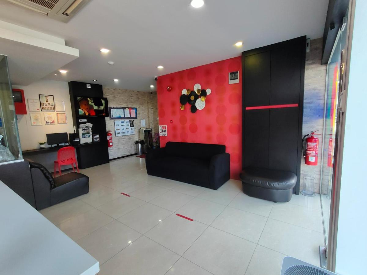 Walk Inn Miri Ngoại thất bức ảnh