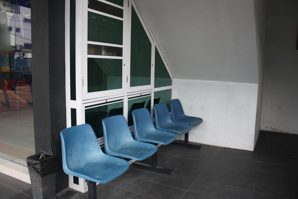 Walk Inn Miri Ngoại thất bức ảnh