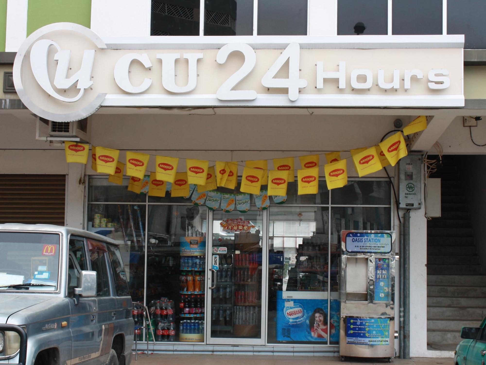 Walk Inn Miri Ngoại thất bức ảnh