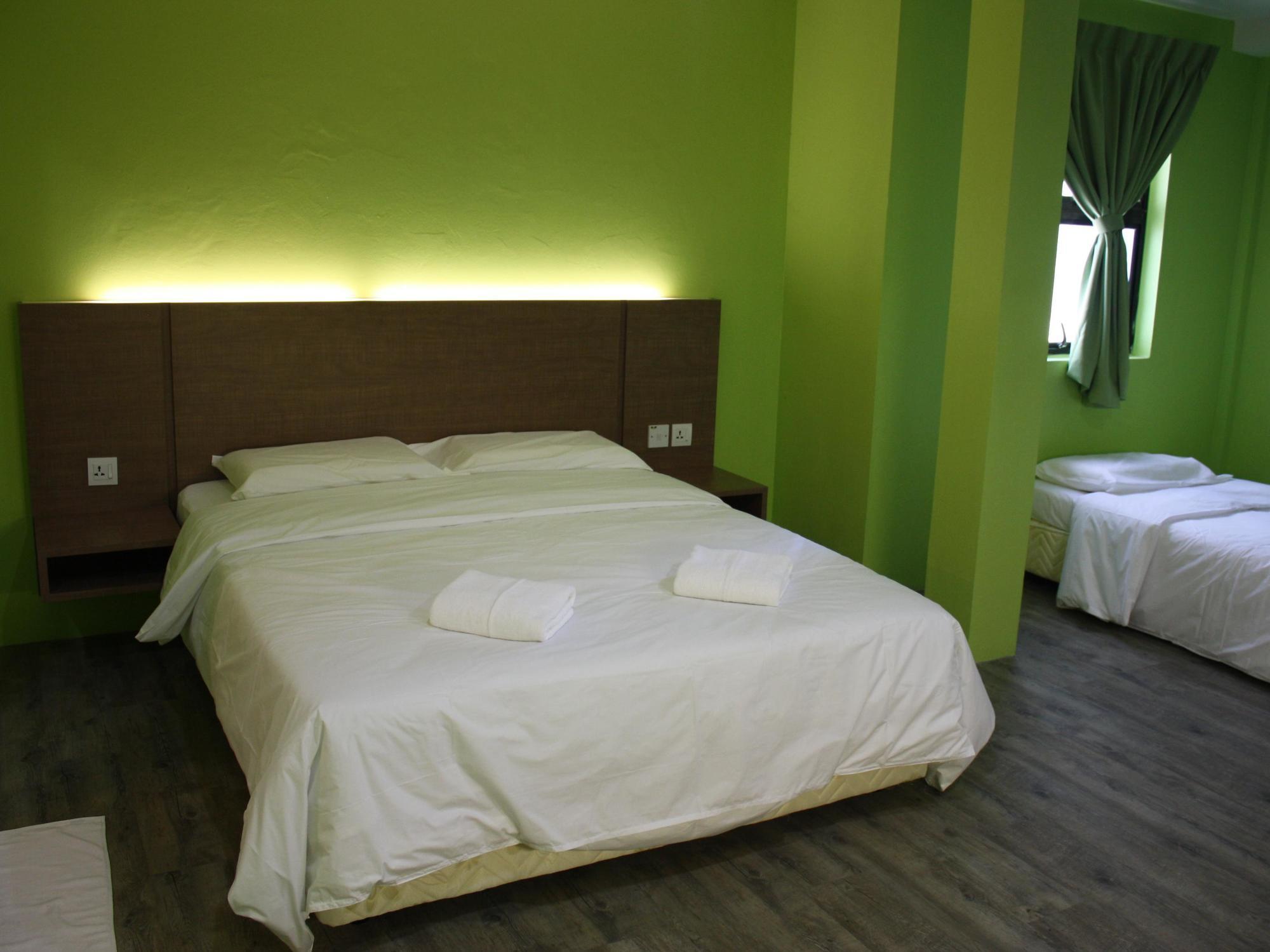 Walk Inn Miri Ngoại thất bức ảnh