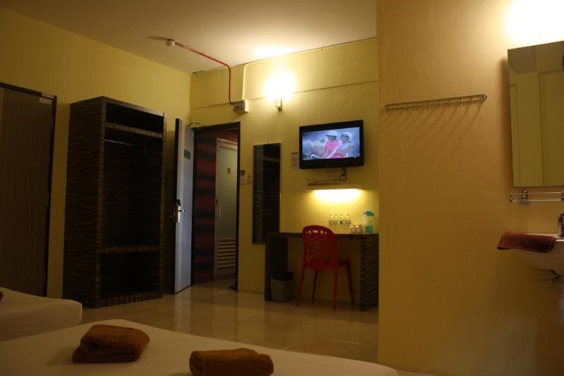 Walk Inn Miri Ngoại thất bức ảnh
