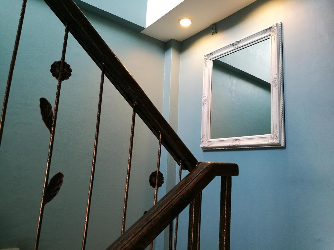 Walk Inn Miri Ngoại thất bức ảnh