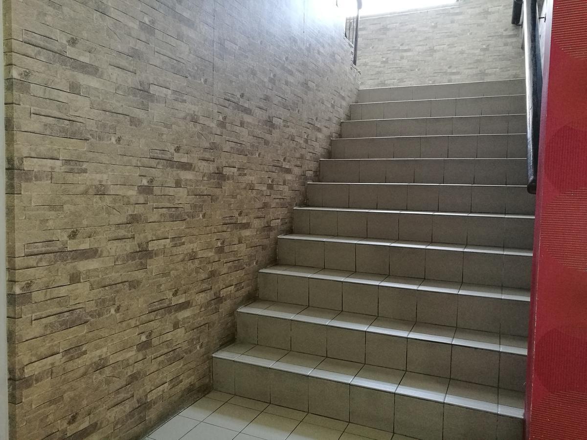 Walk Inn Miri Ngoại thất bức ảnh